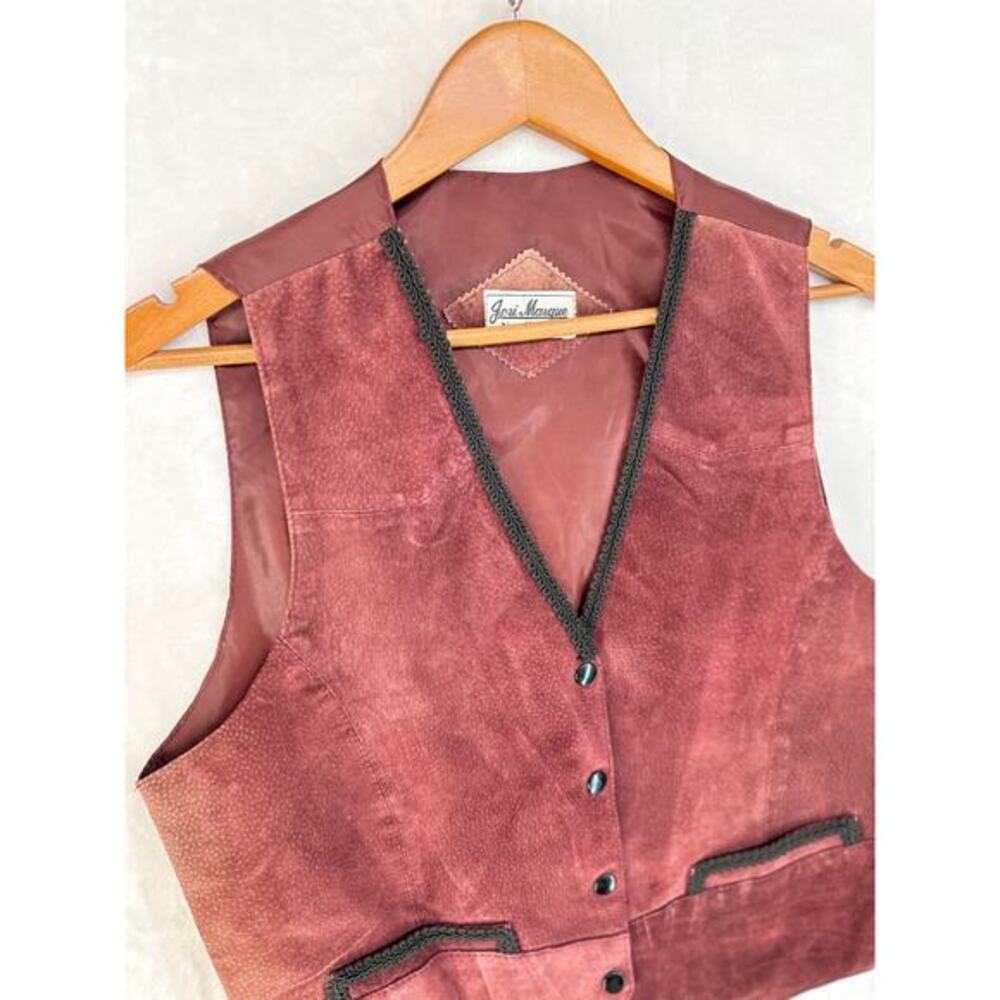 Vintage 90s‎ Suede Leather Vest MEDIUM Burgundy Maroon w/ Black Trim Jeri Marque